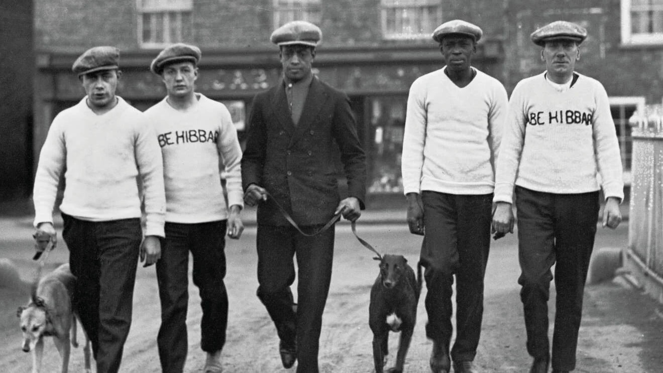 Len Johnson with friends, Manchester